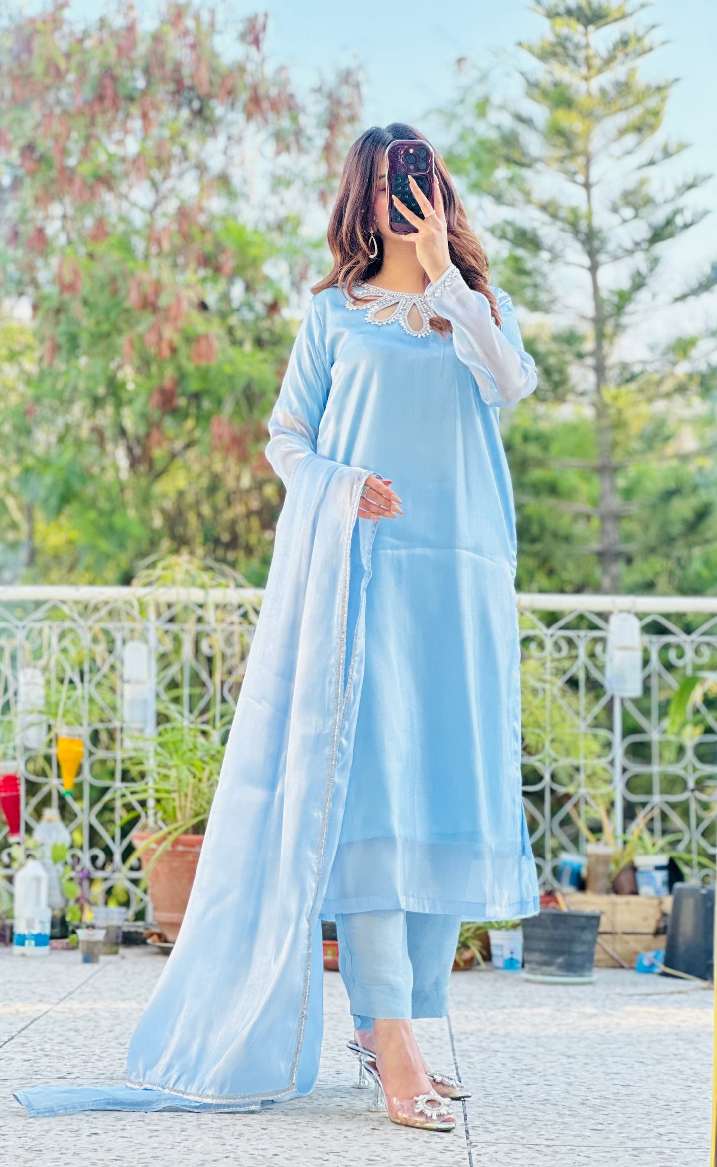 Arzoo in 5 Colors