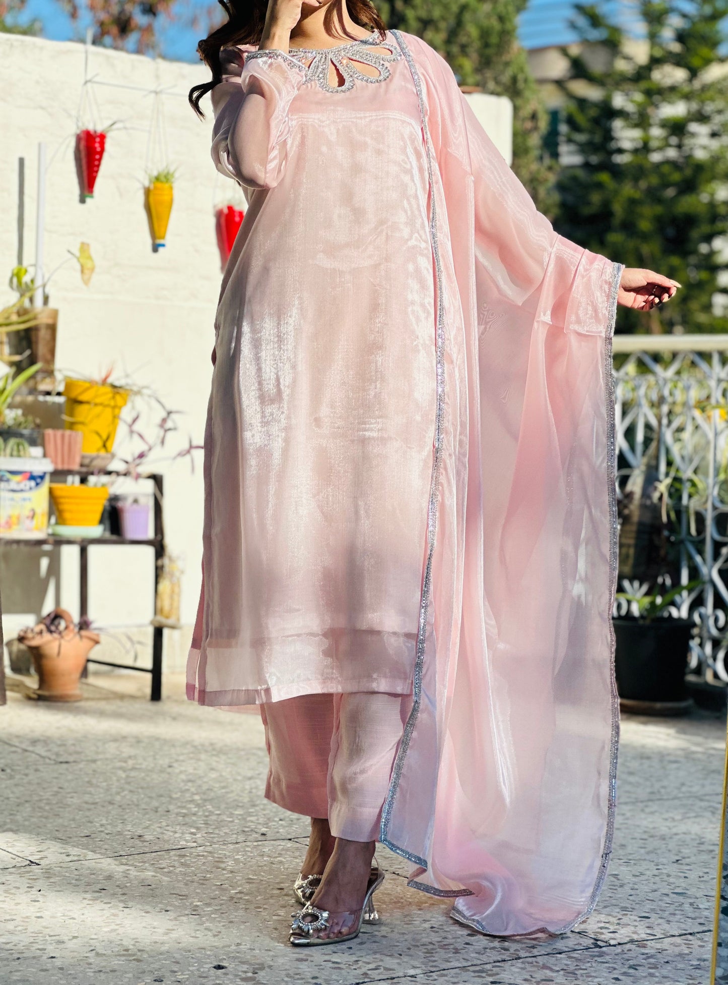 Arzoo in 5 Colors