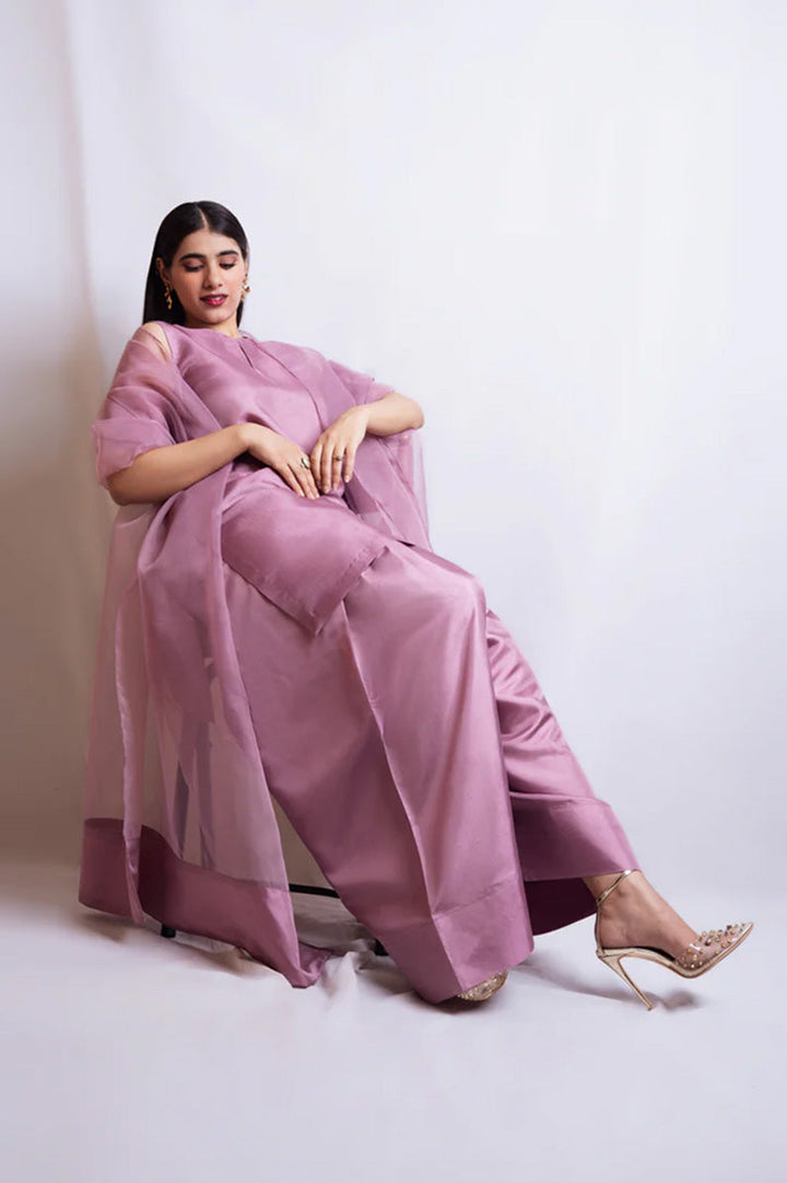 Mahru- Farshi